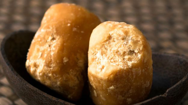 Gur or jaggery